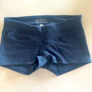 Nobull Low Rise shorts 2” size small